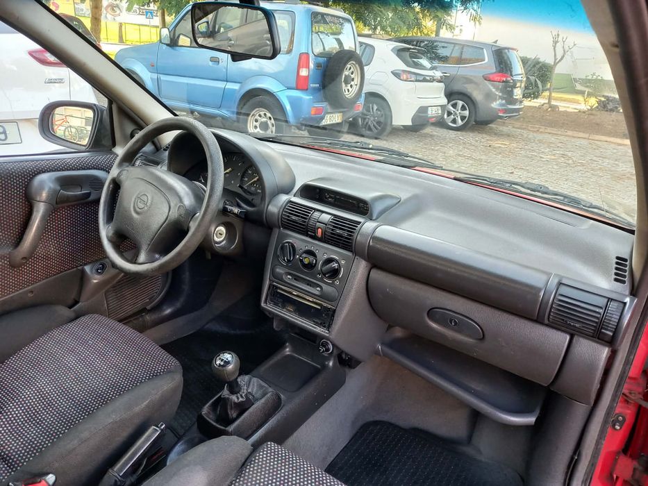 Opel corsa 1.5 TD ipo em dia