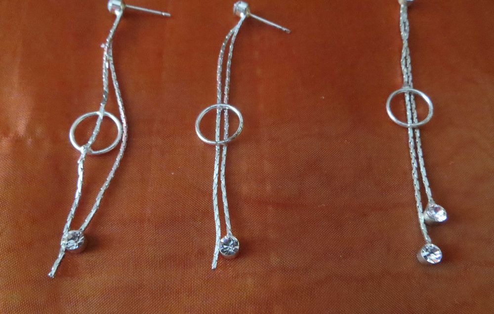 Conjunto Colar e brincos, malha metálica c brilhante - Novos