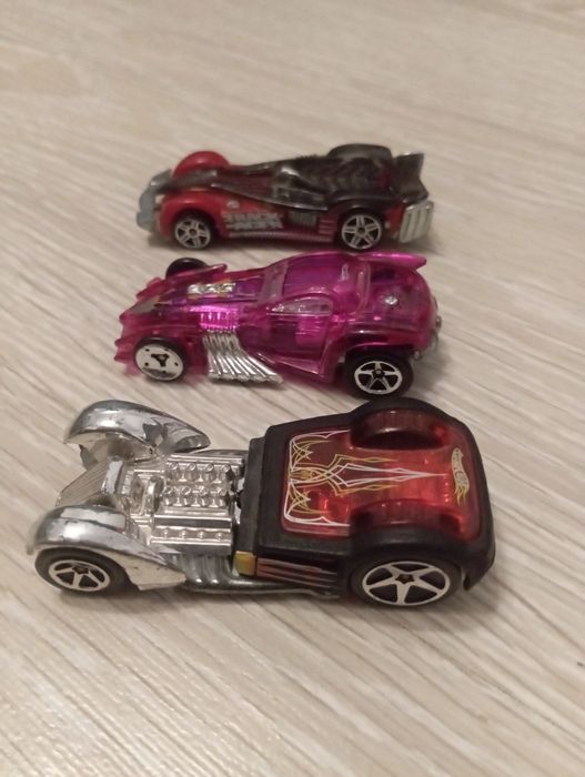 Pakiet 10 kolekcjonerskich samochodzików Hot Wheels – Wrocław Brochów