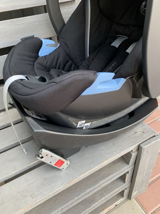 Автокрісло Cybex Aton 5 + база Aton5