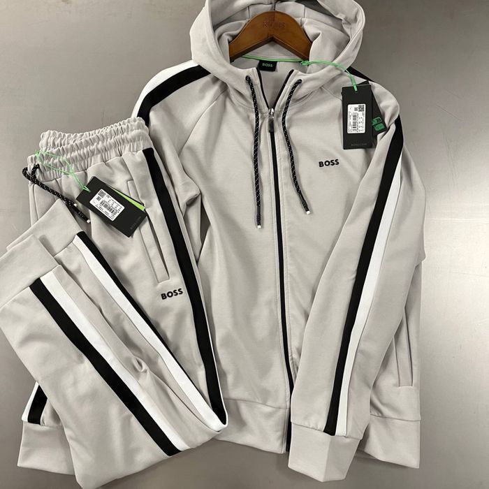 HUGO BOSS брендовый спортивный мужской костюм оригинал