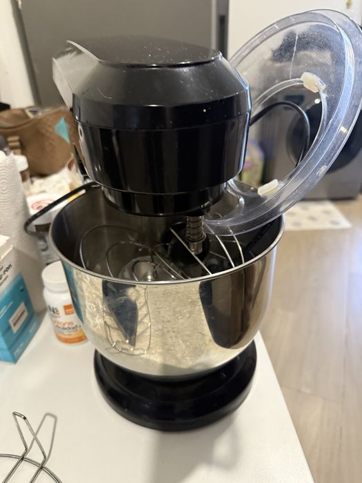 Batedeira nunca usada