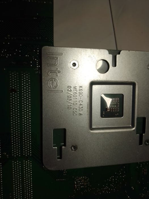 Плата компьютерная Intel .