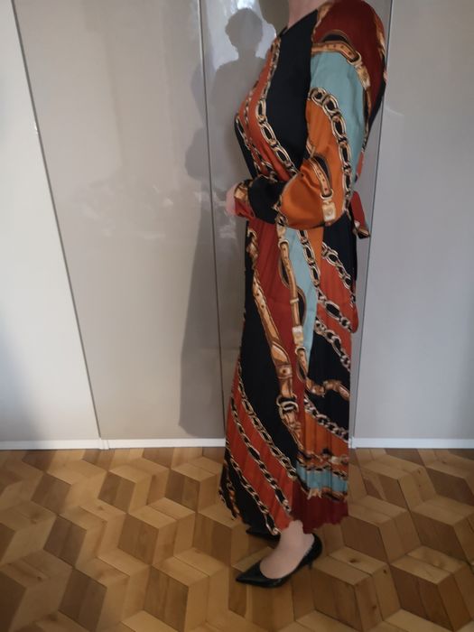 Elegancka sukienka Zara rozm. M