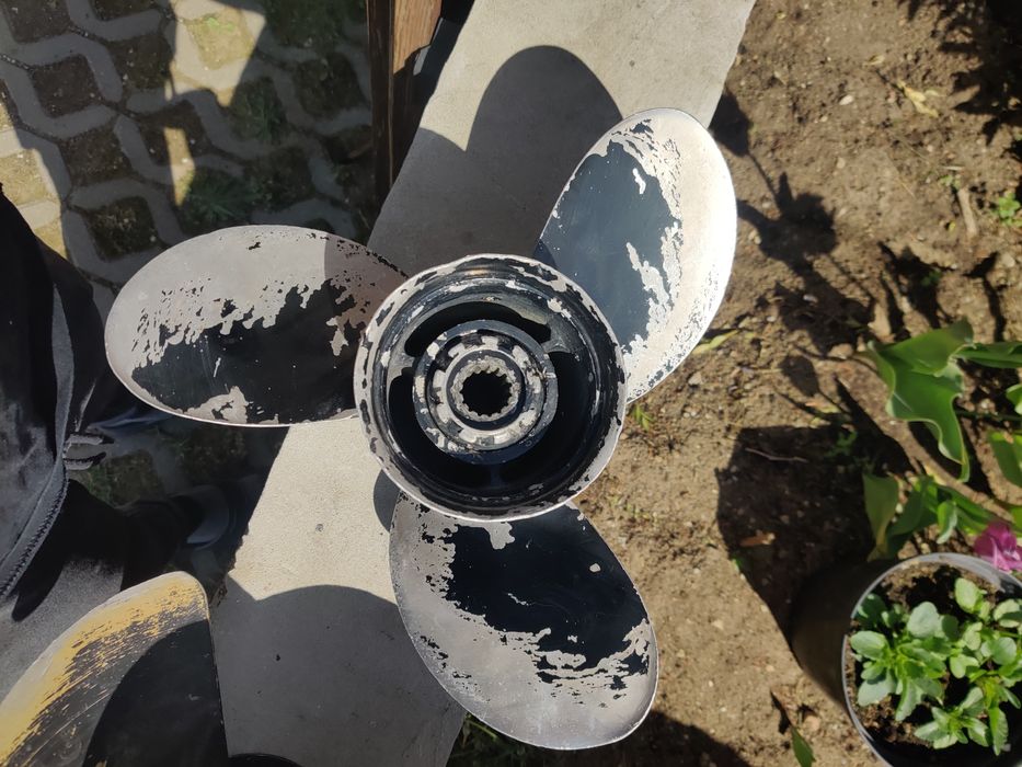 Śruby do motorówek