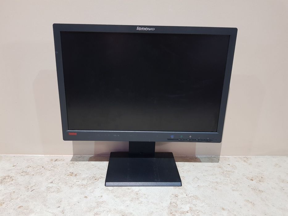 Monitor LCD LENOVO LT1952PWD 19''
