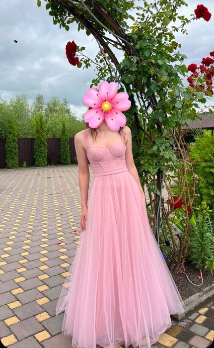 Випускна сукня s-m