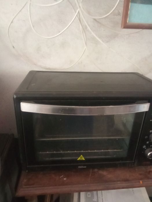 Forno elétrico Quilive impecável!