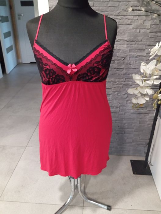 Koszulka nocna czerwono-czarna 42