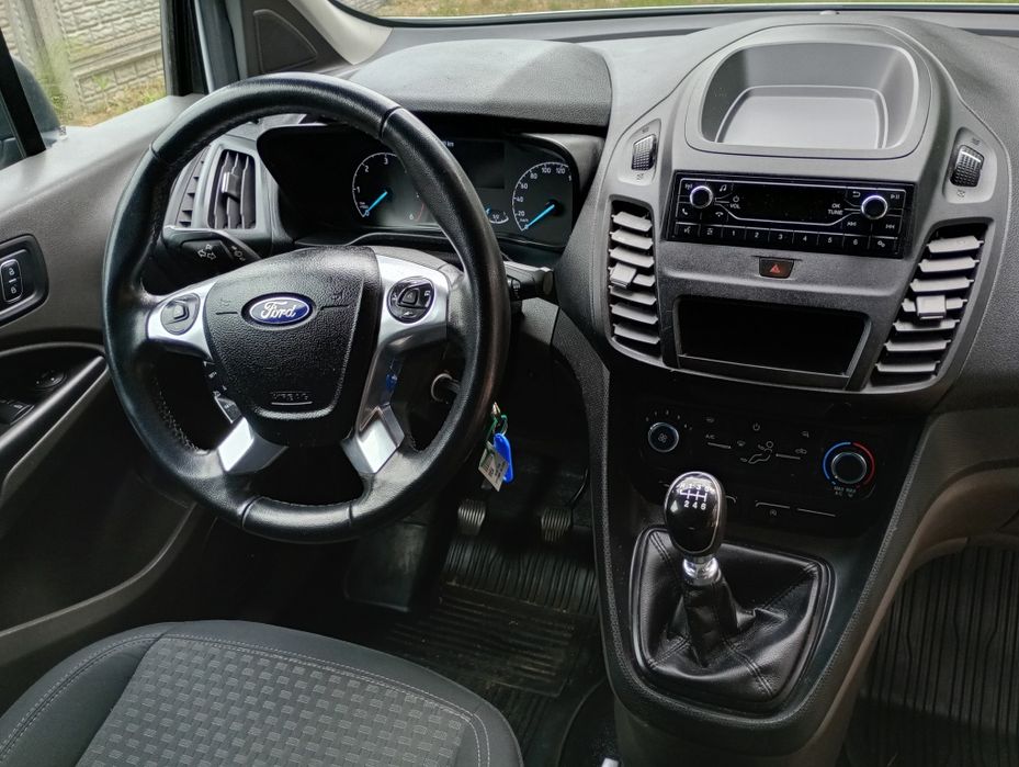 Ford Transit connect rej2019 long L2 lift trzyosobowy