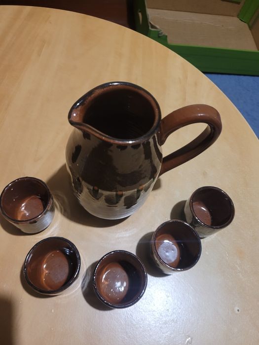 Tradycyjna Bułgarska Ceramika zestaw do serwowania Rakii