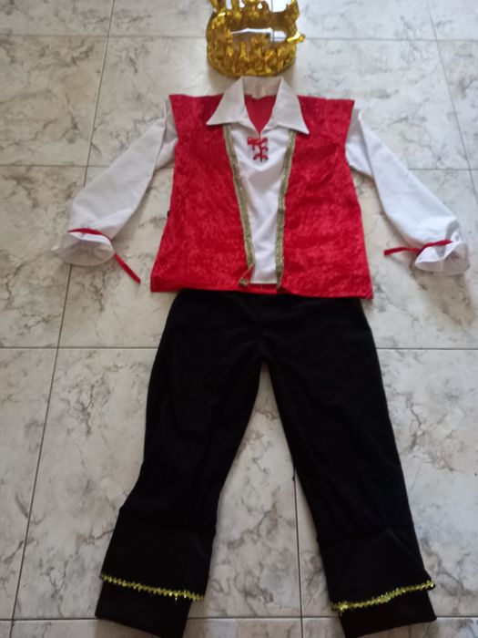 Костюмчики арлекин-клоун,принц,король