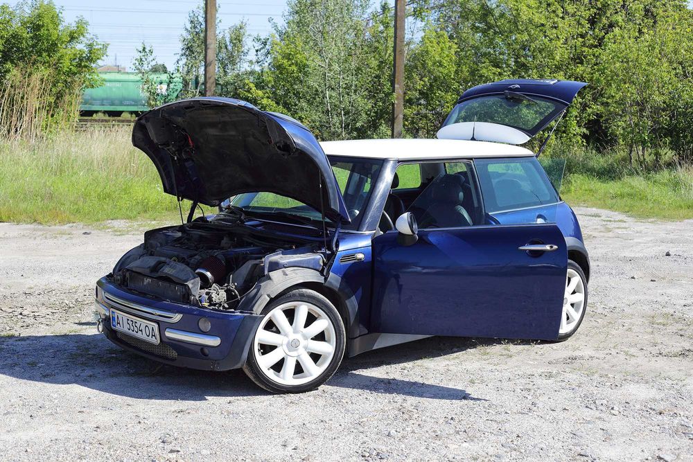 Mini Cooper R50 2002 года. Кожа
