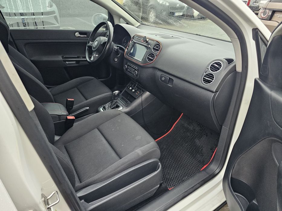 Volkswagen Golf Plus 2011 сімейний автомобіль на коробці автомат ТОРГ