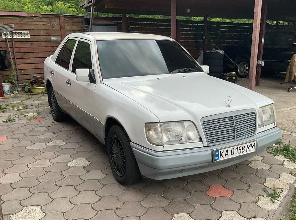 Продам Мерседес 124 дизель 2.0