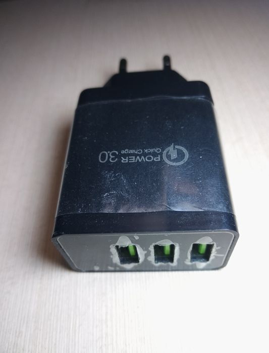 Зарядка 3 USB 3,1A
