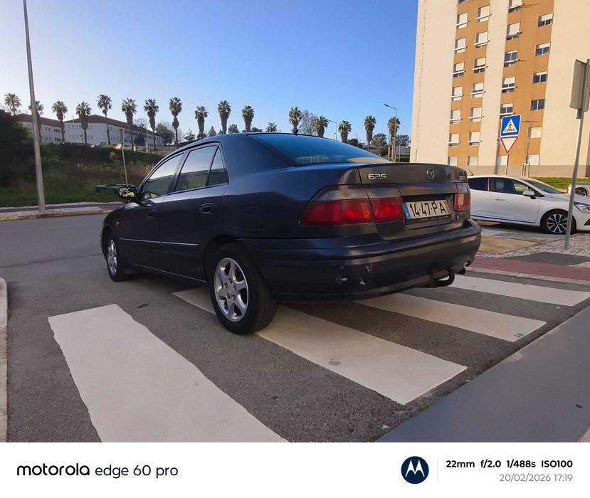 Mazda  626 GPl ANO 2000