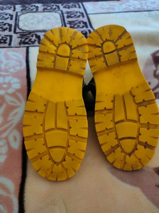 Ботінки для дівчинки