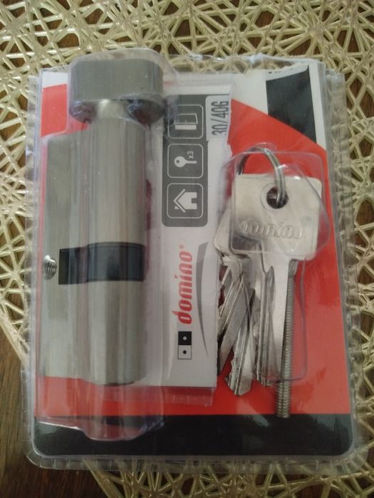 Wkładka do drzwi z gałką