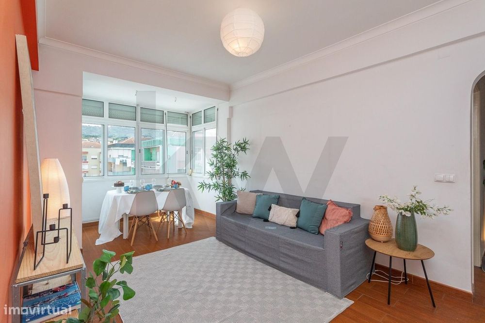 Apartamento T2 nas Patameiras, Odivelas — Odivelas, Lisboa
