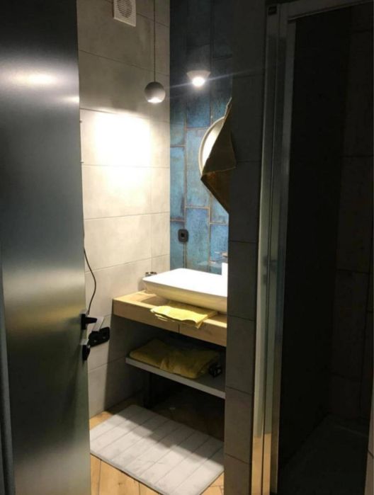 Продам 3 комн. Квартиру в Дельмар люкс