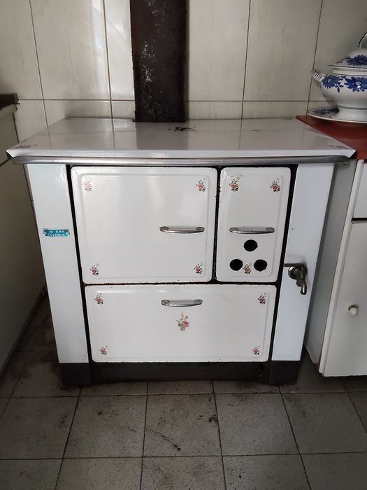 Vendo forno a lenha...