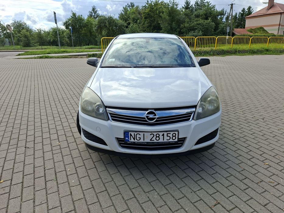 Opel Astra III 2009 rok