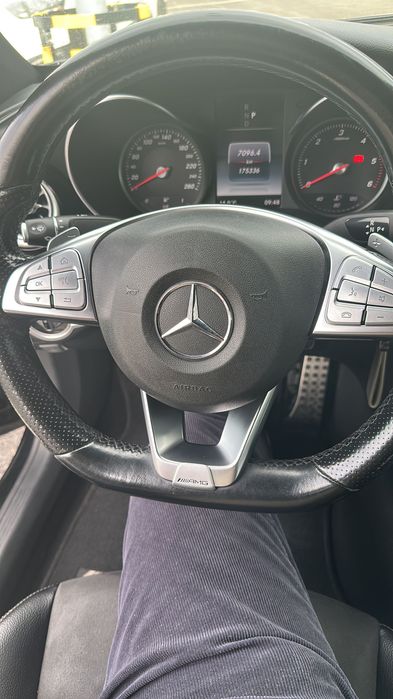 Volante amg original estava montado num Mercedes classe C