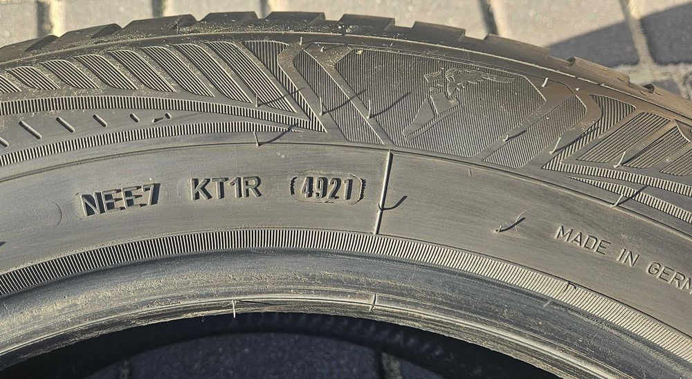 4 x Goodyear Vector 4Seasons 235/55 R19