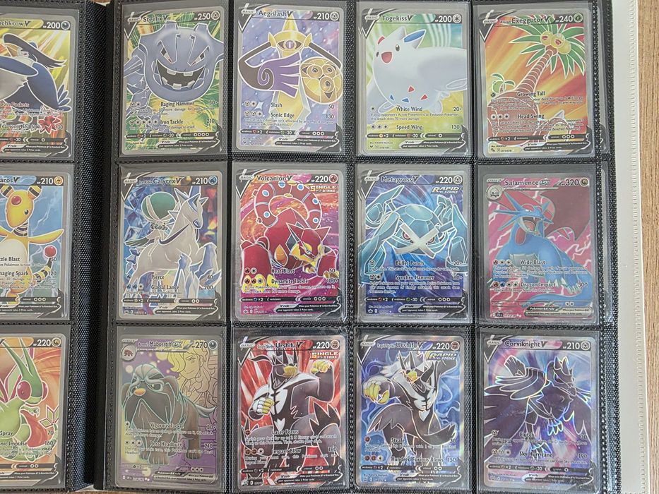 Cartas Pokemon V e VMax Gengar, Charizard, Mew, Mewtwo