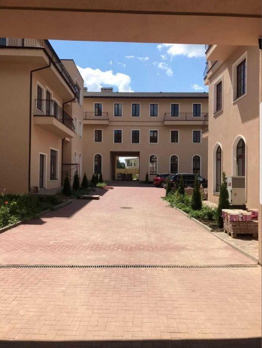 Здание 3 100 м2 на 27 сотках земли! Клиника, Представительство, Школа!