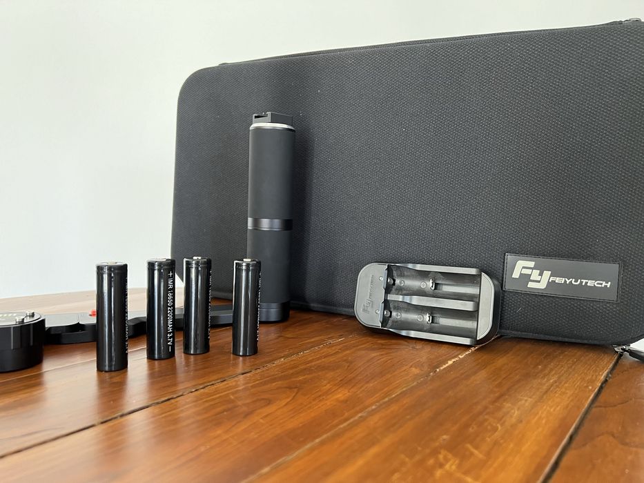 Estabilizador FeiyuTech A2000 + Barra Dupla