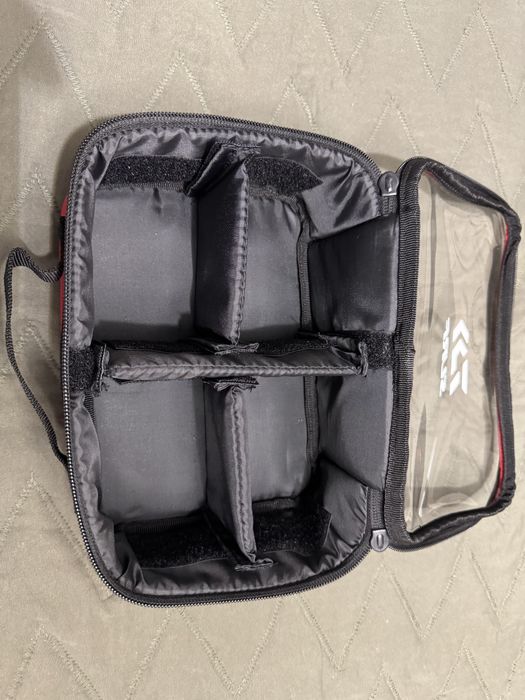 Bolsa daiwa bobines e material