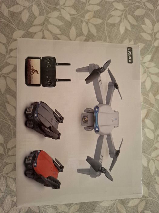 Drone E99 Pro Dobrável com Câmara e Comando