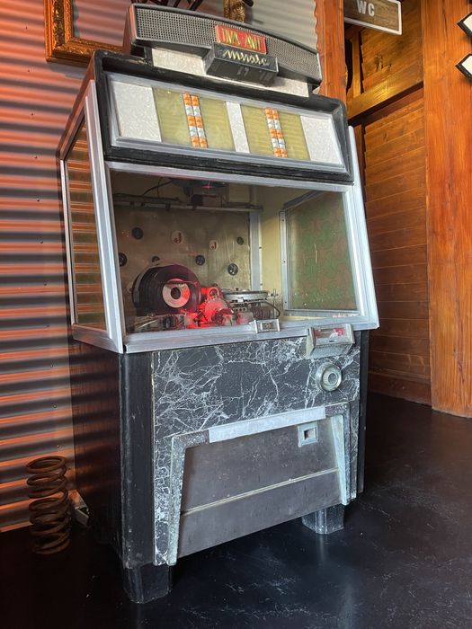 Vendo Jukebox anos 50