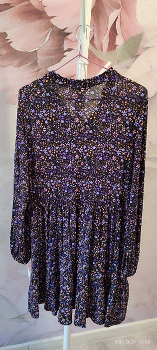 HalfPrice,  Piękna sukienka ,roz. M , nowa z metką