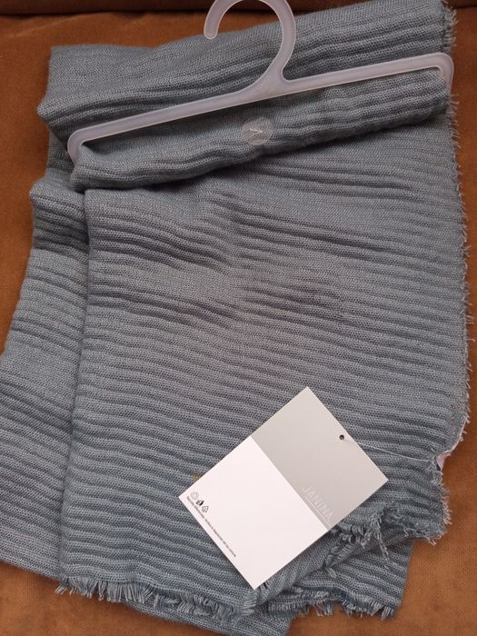 Nowy szalik damski apaszka szal chusta KIK z metką wyprzedaż zimowa