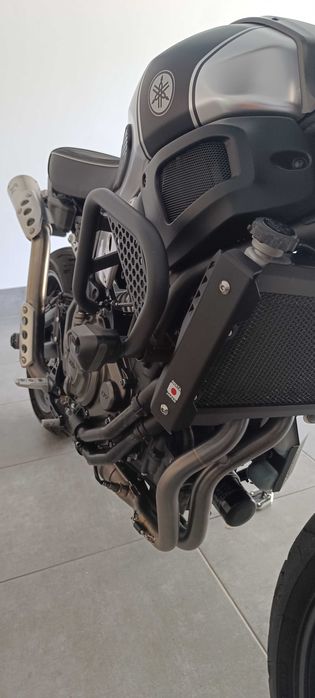 Yamaha Xsr 700...