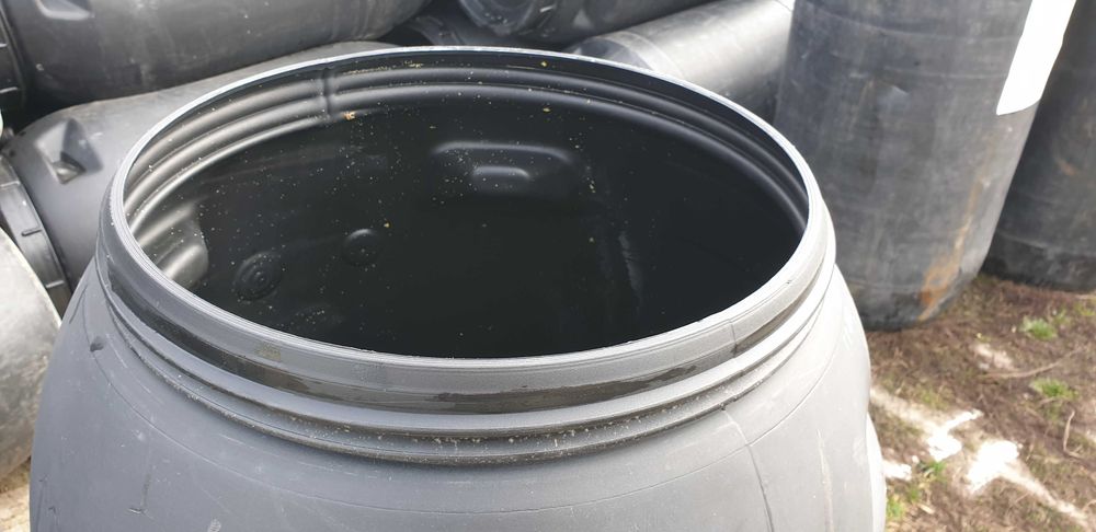 beczki plastikowe 250 l  z certfikatem