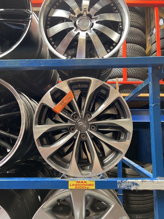 Komplet alufelg 5x114.3 18”
