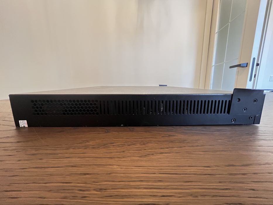 24-канальний POE комутатор ZetPro ZTP-ZP1024