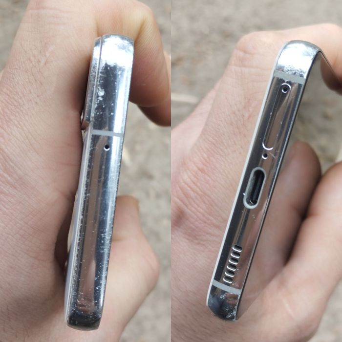 Samsung s22 s901b black/silver
