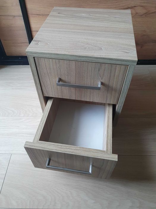 Szafka nocna jak dąb sonoma