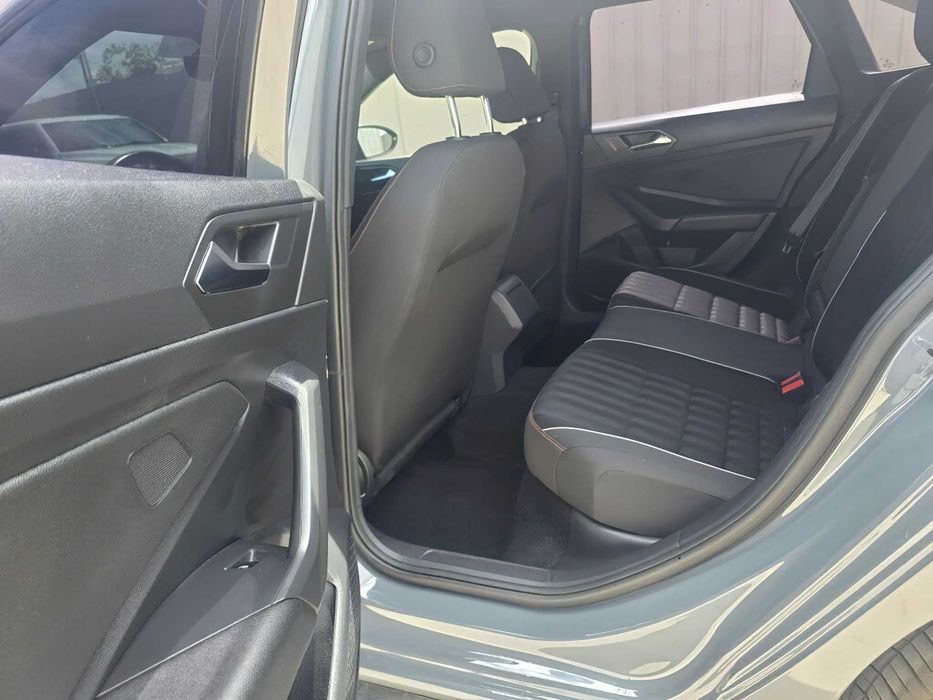 Volkswagen Jetta GLI SEL      2015
