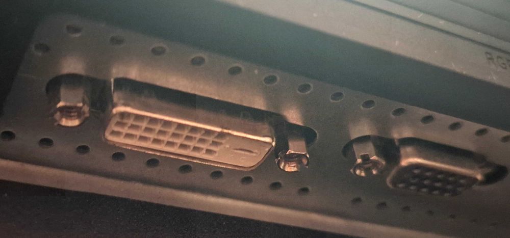 Монитор SAMSUNG 24