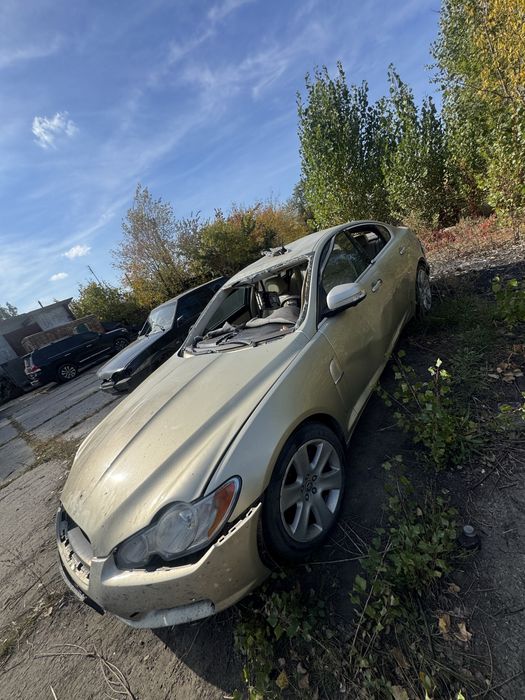 jaguar XF 3.0 бензин