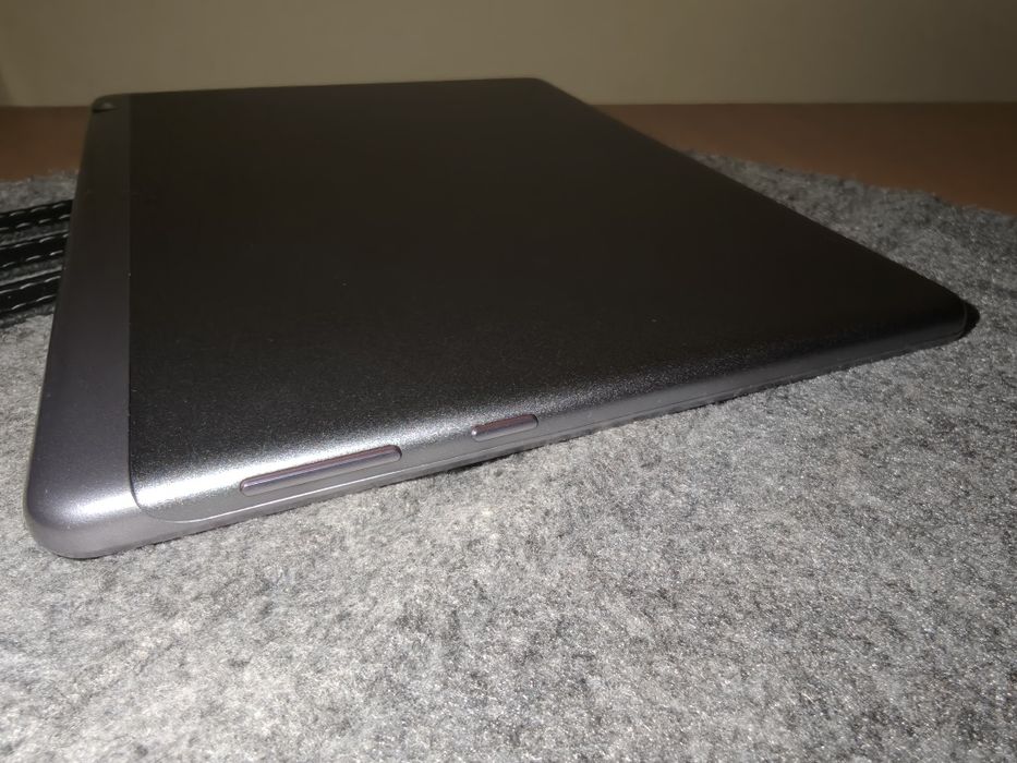 Планшет Huawei MediaPad T3 10 LTE Grey (AGS-L09)