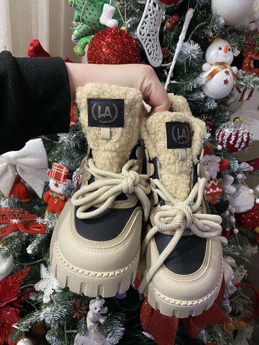 Женская зимняя обувь