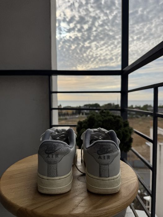 Кросівки (кеди) Nike Air Force F1 DC8894-100 жіночі сірі (оригінал)