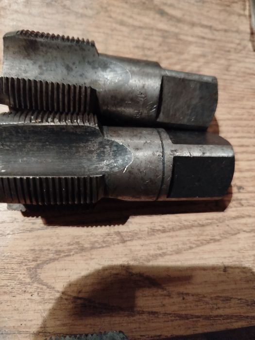 Продам фрези нові і свердла з конусним хвостовиком